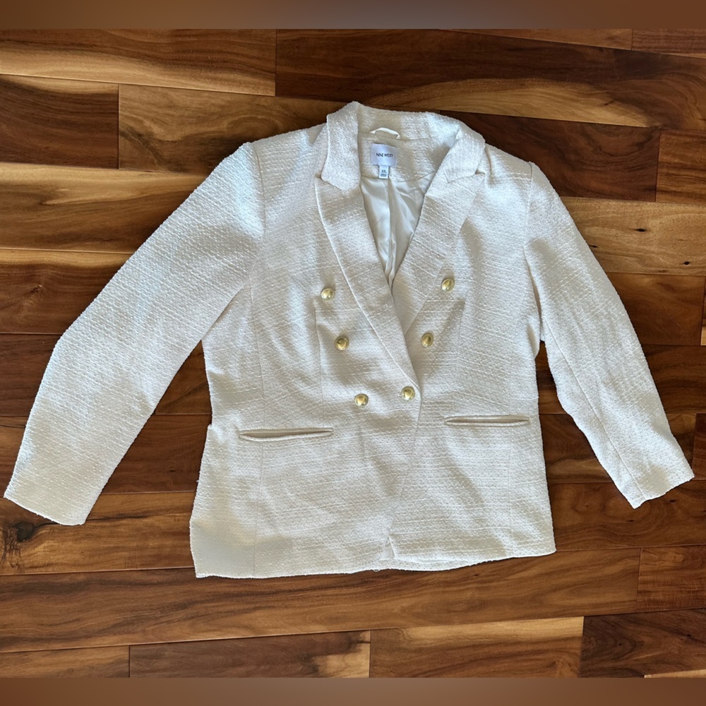 Nine West Cream Textured Blazer with Gold Buttons size XXL